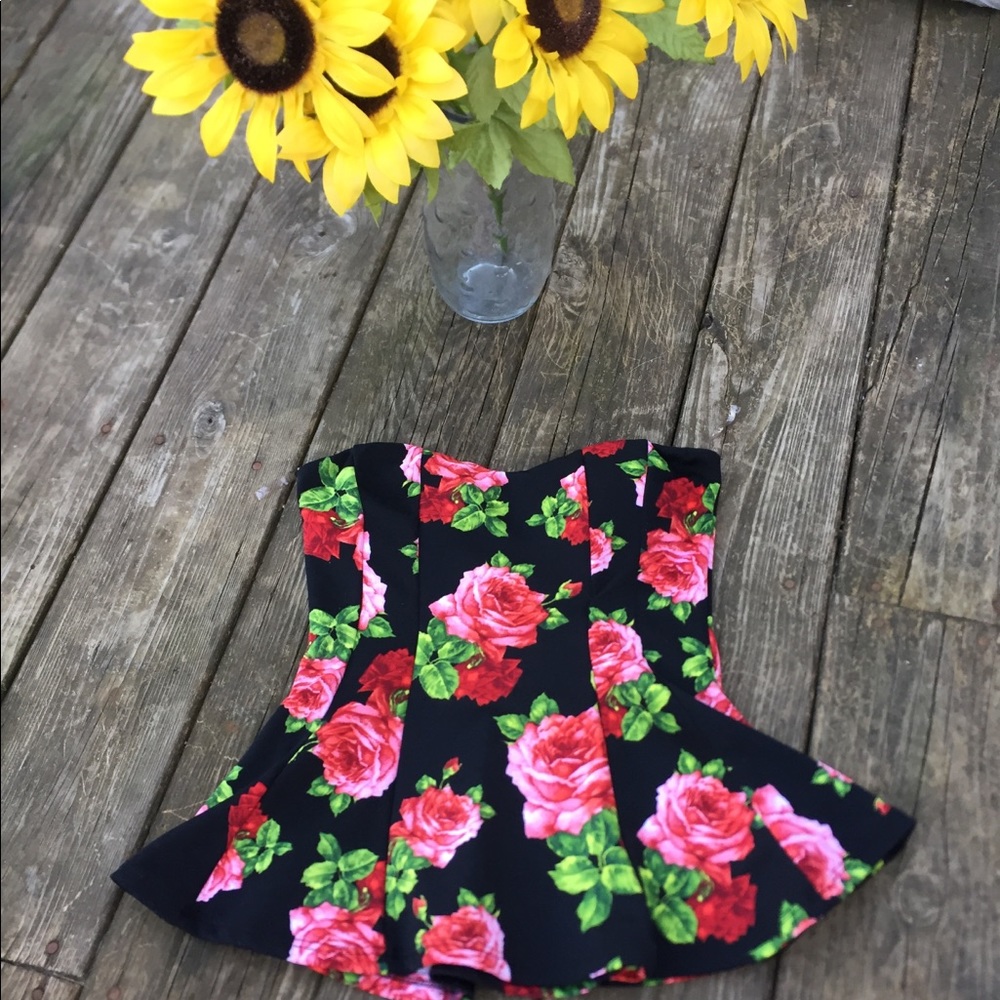 Super cute tube top!